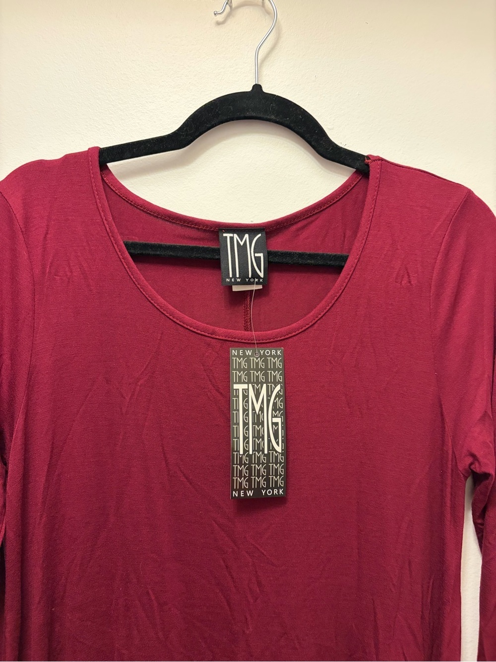 TMG New York Wine Burgundy Long Sleeve Knit Dress L Scoop Neck - Picture 3 of 5